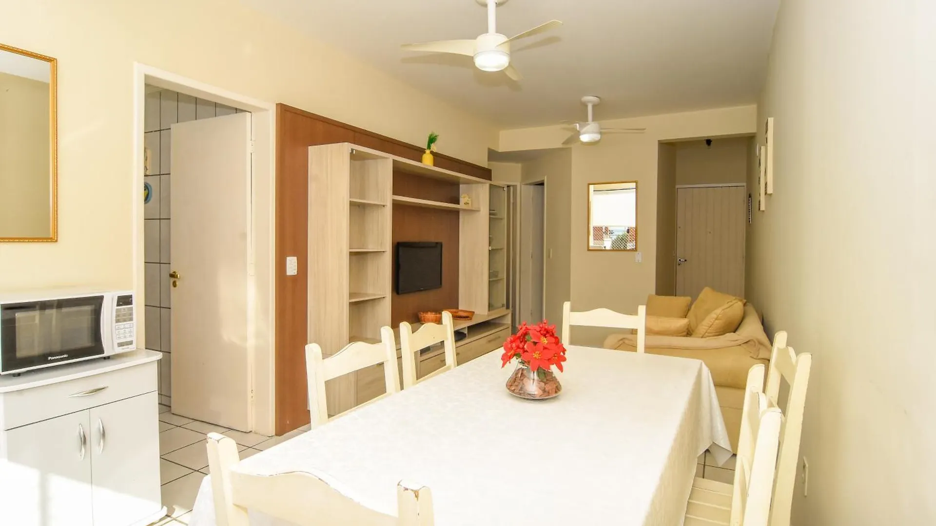 Apartment 100M Da Praia Na Cachoeira Do Bom Jesus P396 Florianopolis Brazil